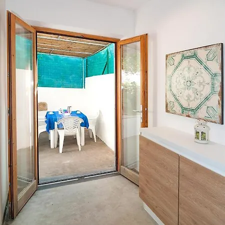 Holiday home Casa Deledda *