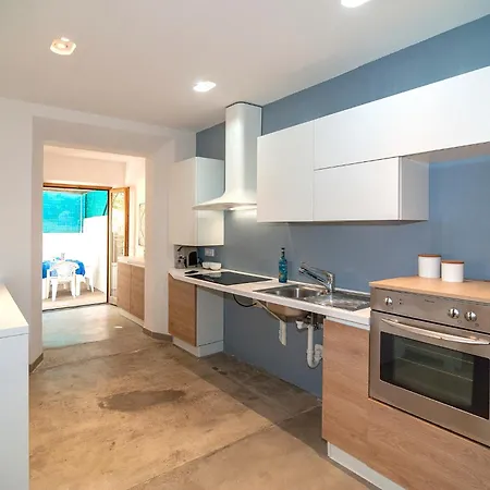 Сasa de vacaciones Casa Deledda Budoni