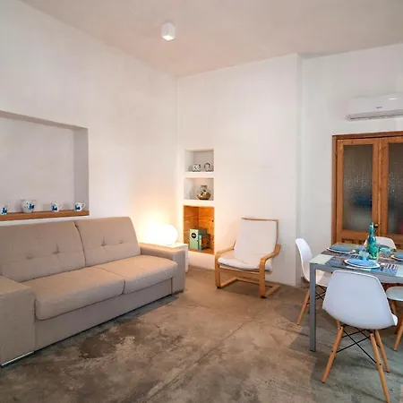 Сasa de vacaciones Casa Deledda *